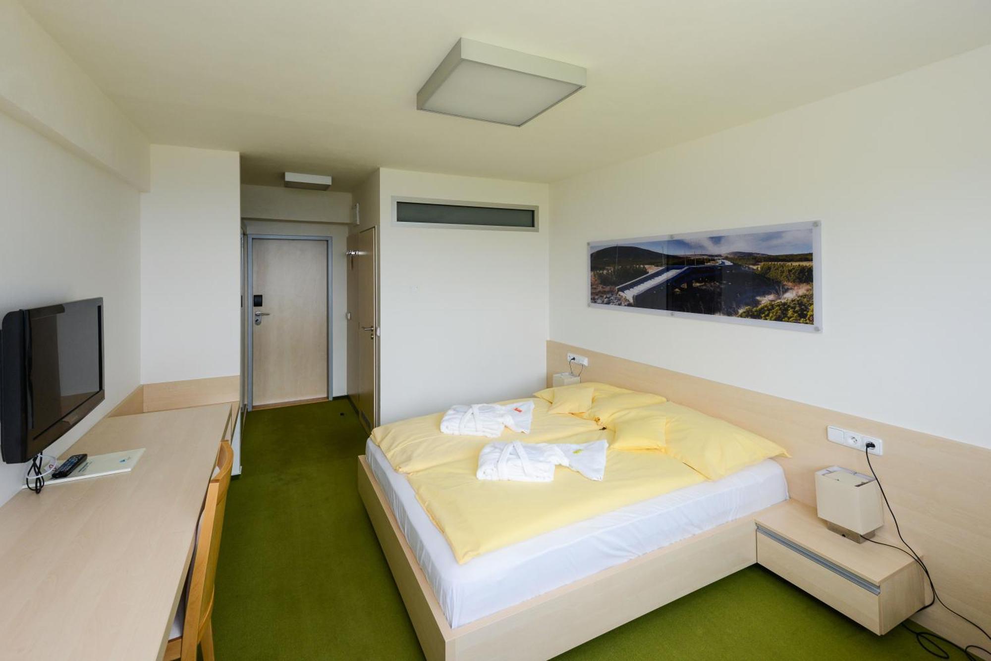 Horsky Hotel Friesovy Boudy Strážné Camera foto