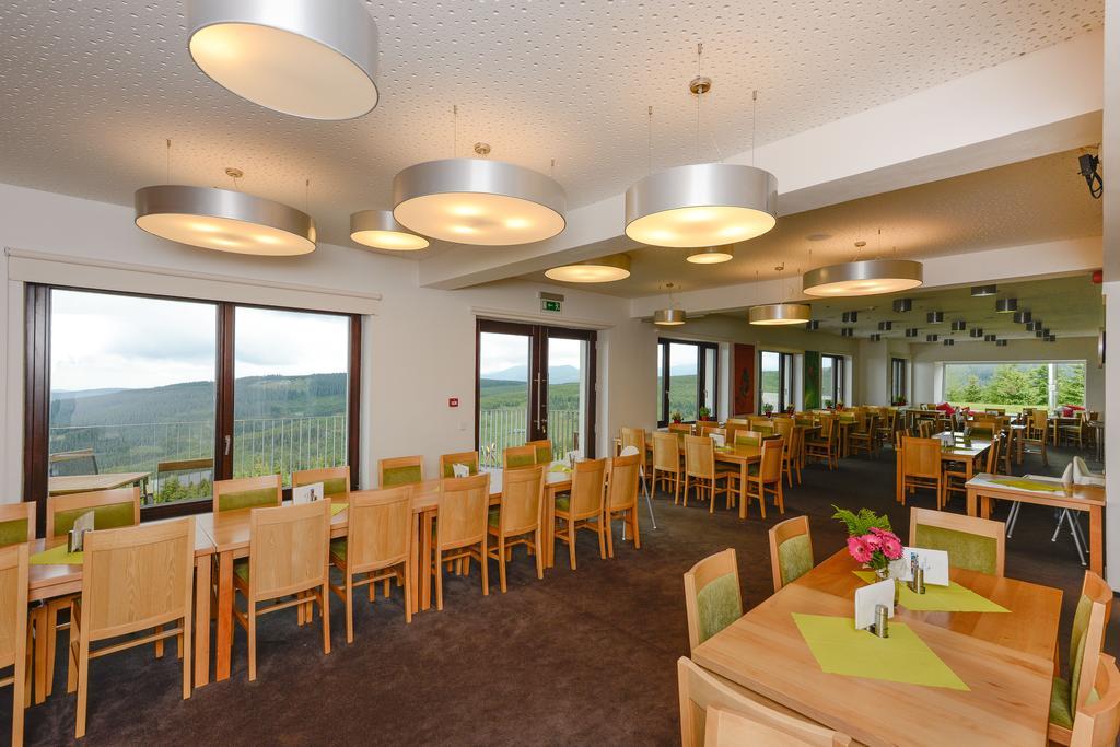 Horsky Hotel Friesovy Boudy Strážné Esterno foto